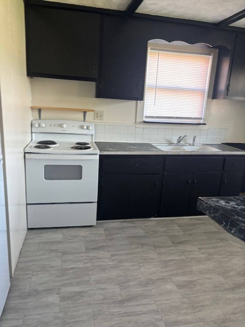 Apartment for rent at 103 Ontario St, Edinboro, PA 16412