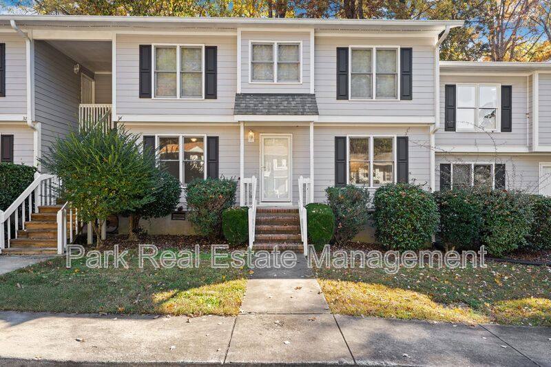 House for rent at 121 Westview Dr #33 Brighton, Carrboro, NC 27510
