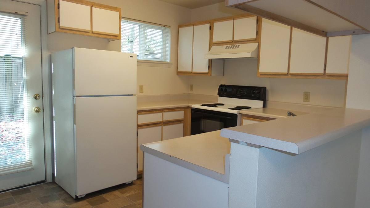 Townhouse for rent at 58th & Aster, Springfield, OR 97478
