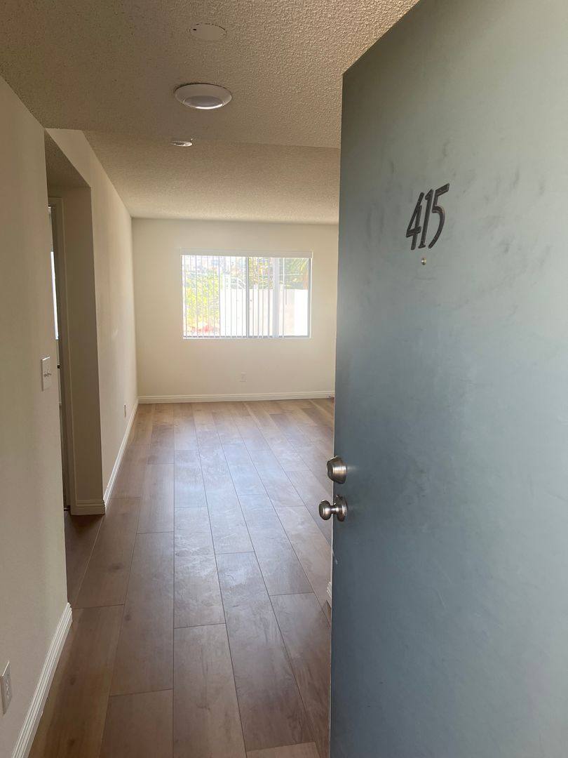 Apartment for rent at 4225 Del Mar Ave, Los Angeles, CA 90029