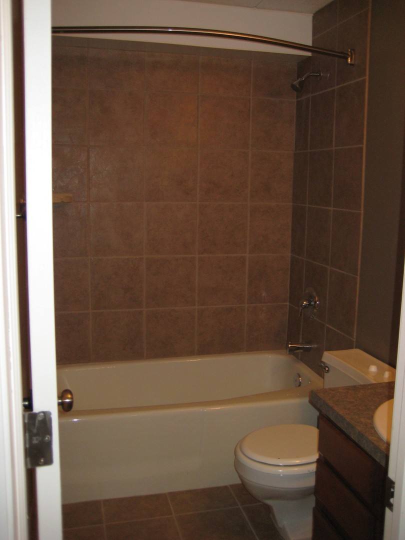 Apartment for rent at 1660 G St, Lincoln, NE 68508