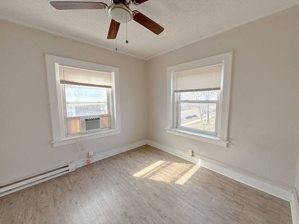 Apartment for rent at 301-307 N Gladstone Blvd, Kansas City, MO 64123
