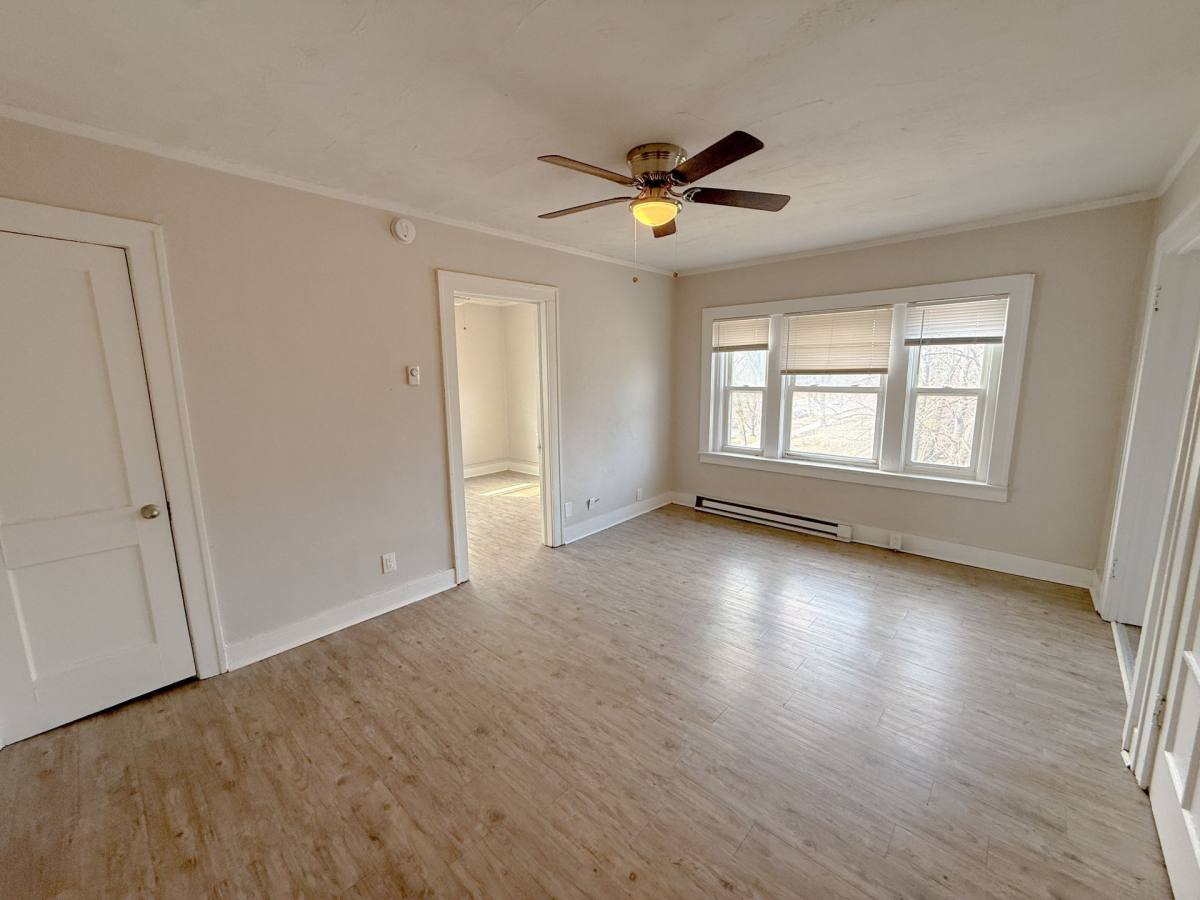 Apartment for rent at 301-307 N Gladstone Blvd, Kansas City, MO 64123