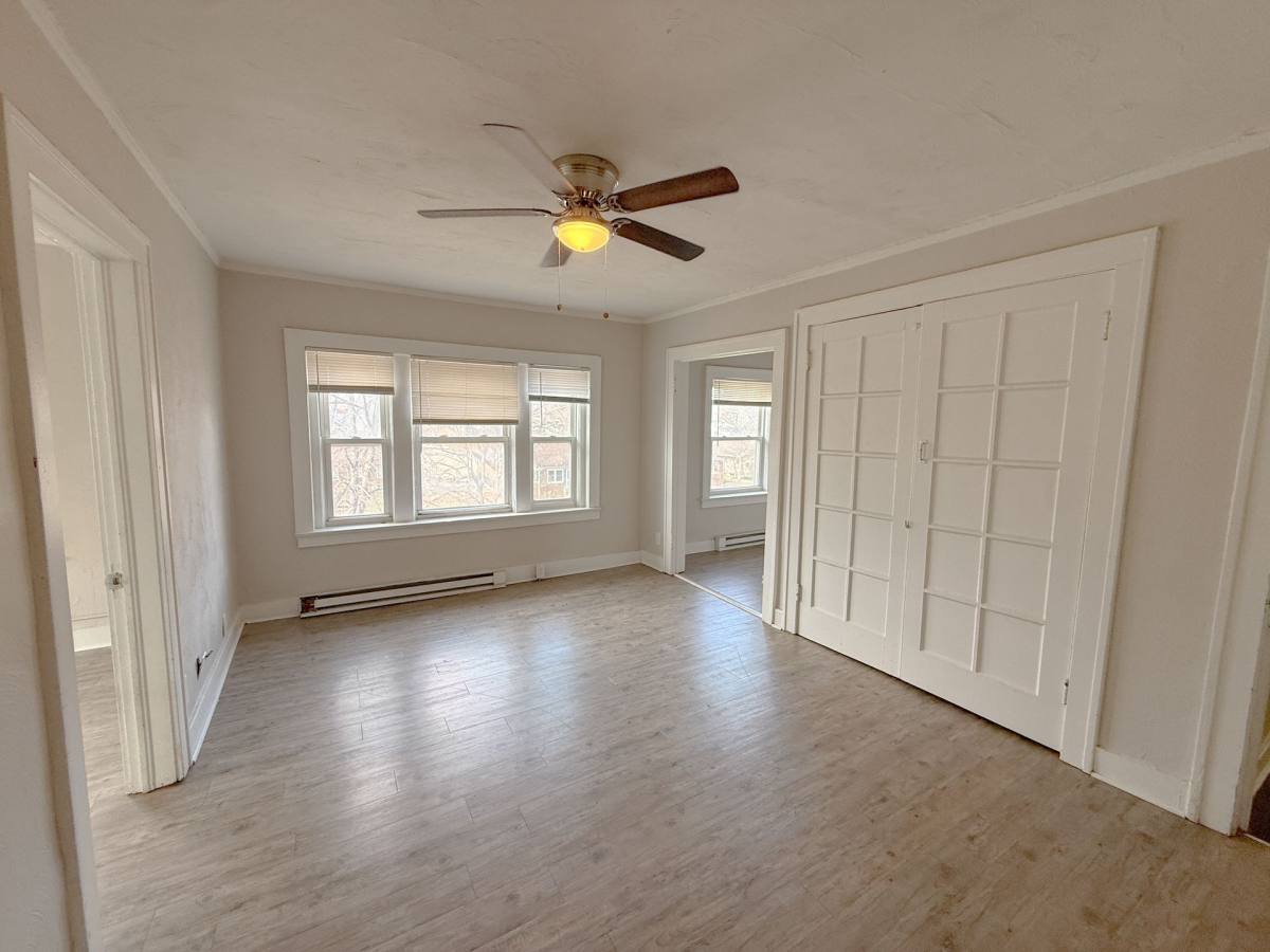Apartment for rent at 301-307 N Gladstone Blvd, Kansas City, MO 64123