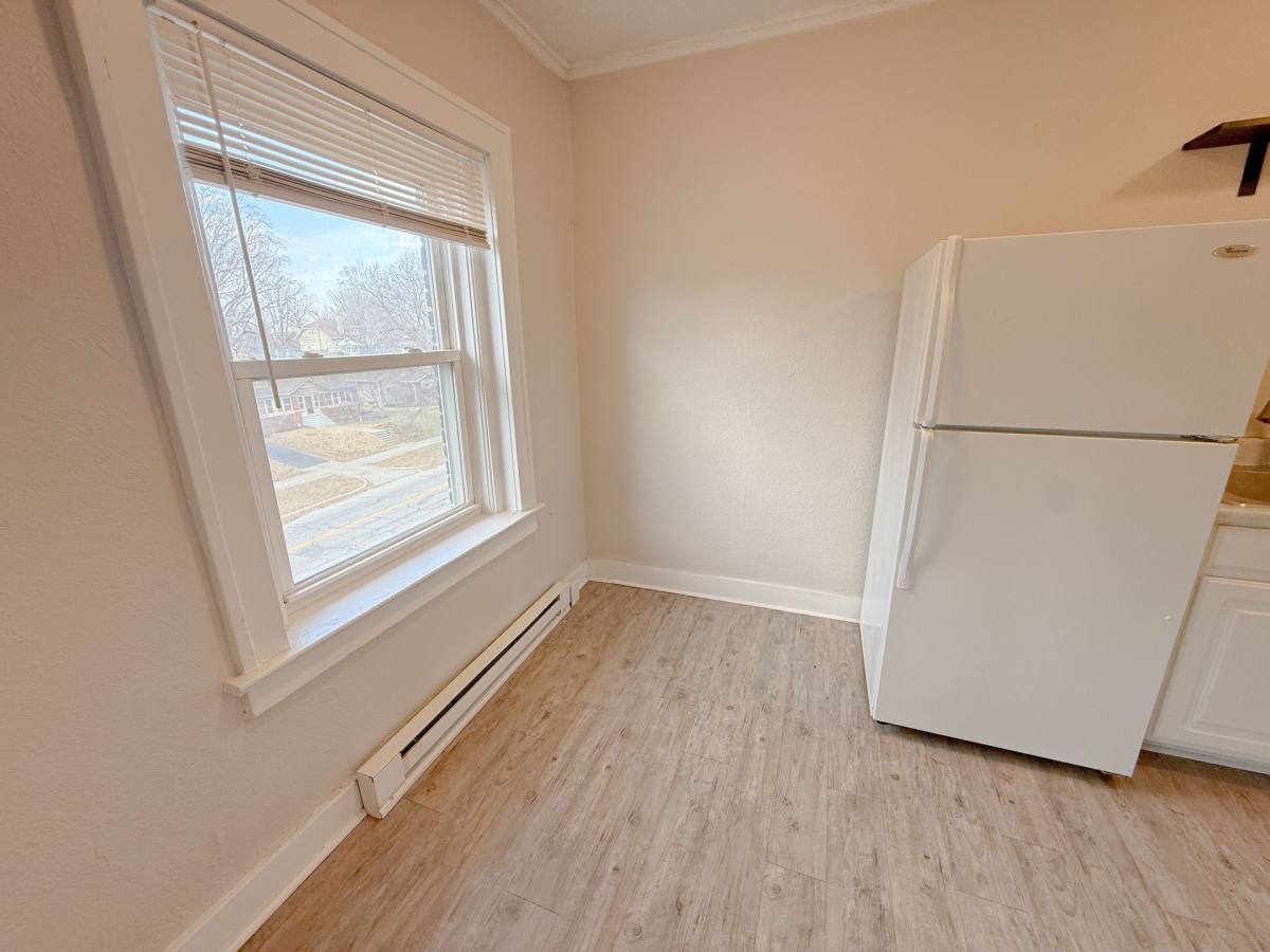 Apartment for rent at 301-307 N Gladstone Blvd, Kansas City, MO 64123