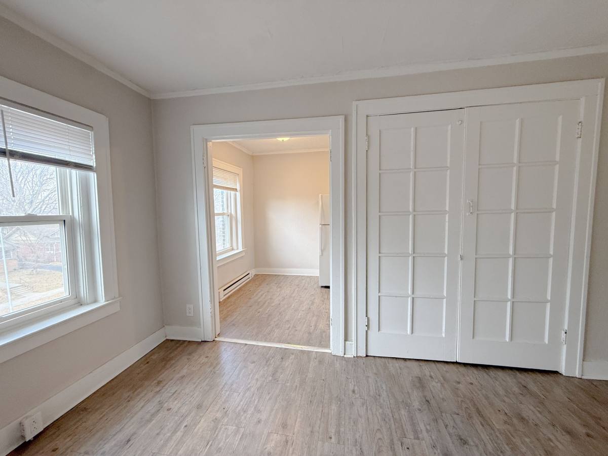 Apartment for rent at 301-307 N Gladstone Blvd, Kansas City, MO 64123