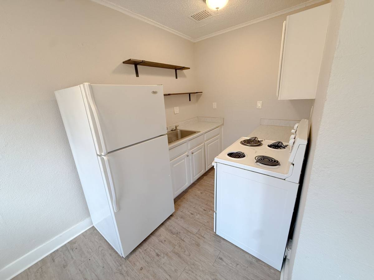 Apartment for rent at 301-307 N Gladstone Blvd, Kansas City, MO 64123