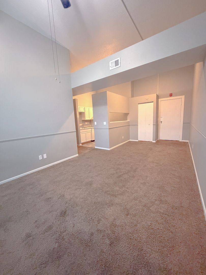 Apartment for rent at 1012 S 24th St, Omaha, NE 68108