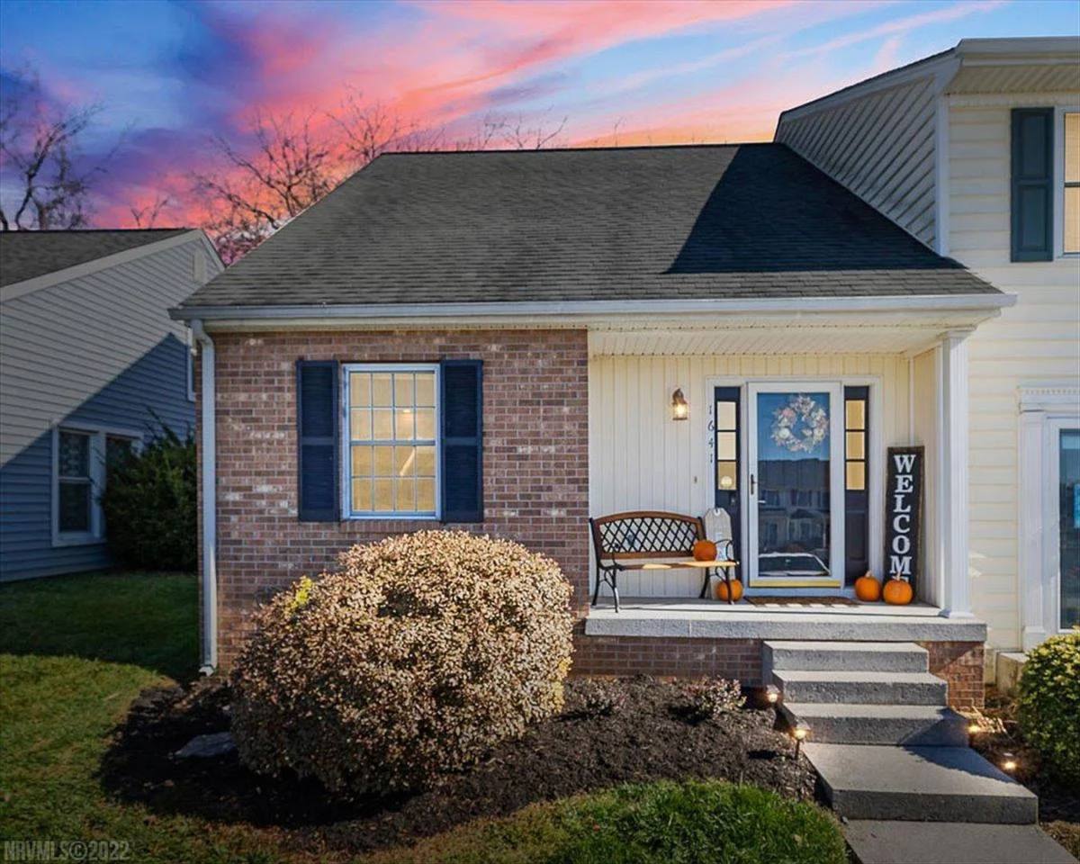 Townhouse for rent at 1641 York Dr NW, Christiansburg, VA 24073