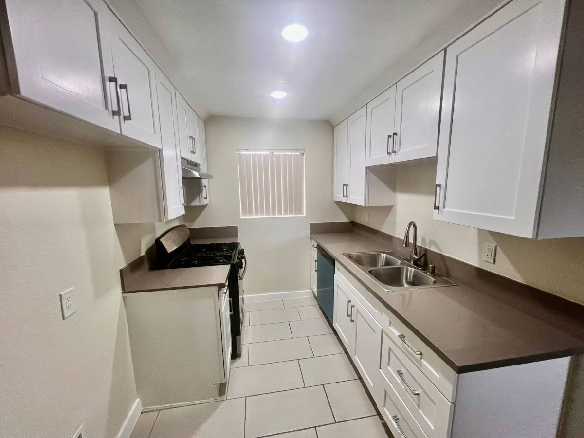 Apartment for rent at 8545 Columbus Ave, North Hills, CA 91343