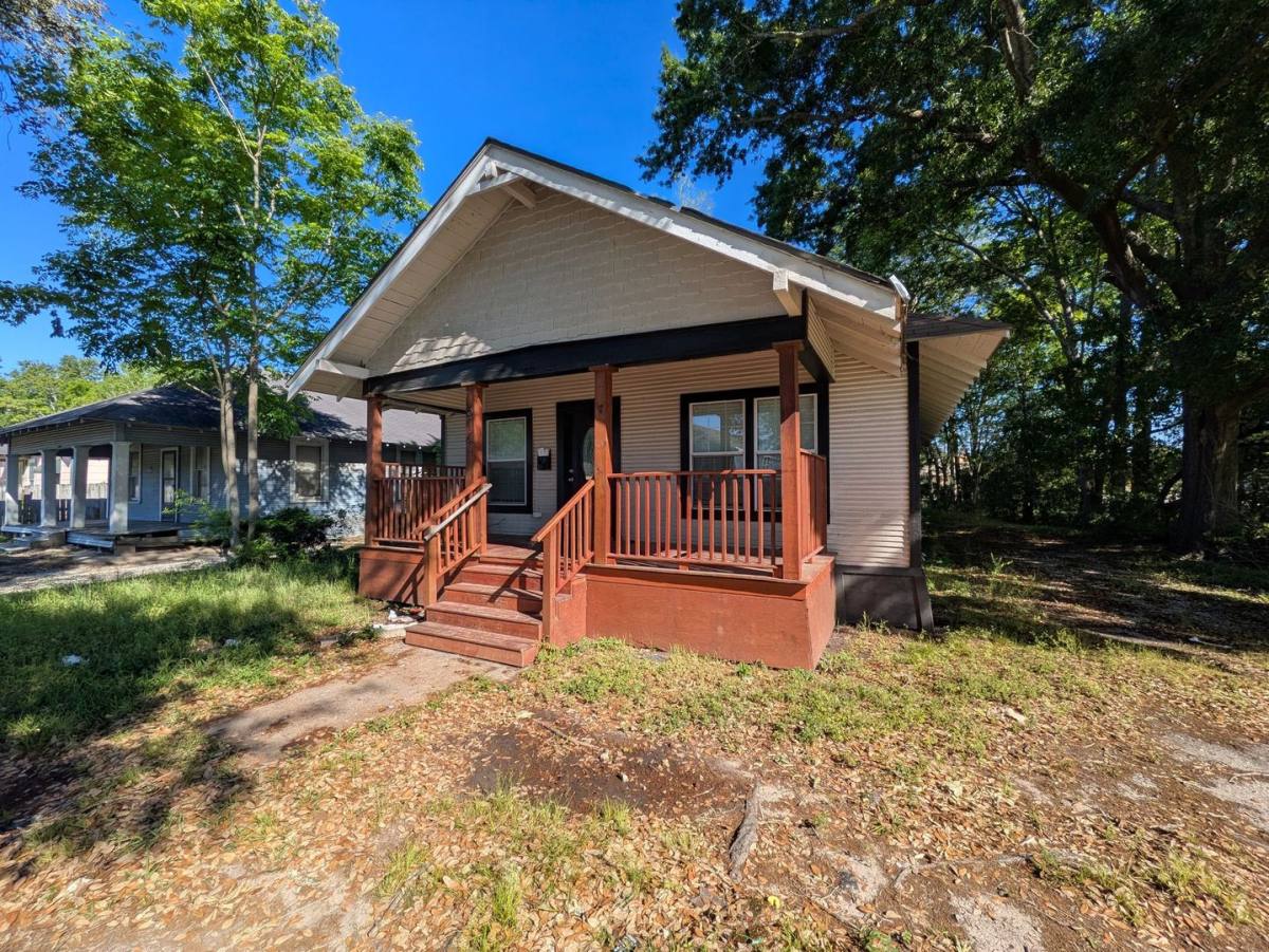 House for rent at 614 Euclid St, Beaumont, TX 77705