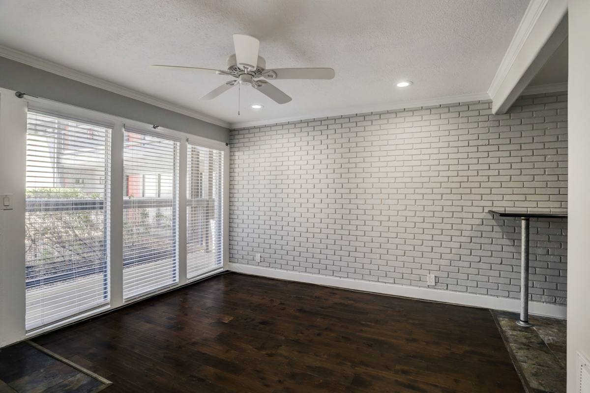 Apartment for rent at 1501 Hyde Park, Houston, TX 77006