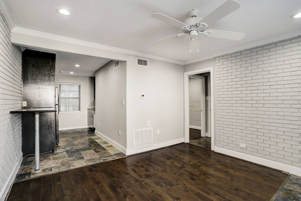 Apartment for rent at 1501 Hyde Park, Houston, TX 77006