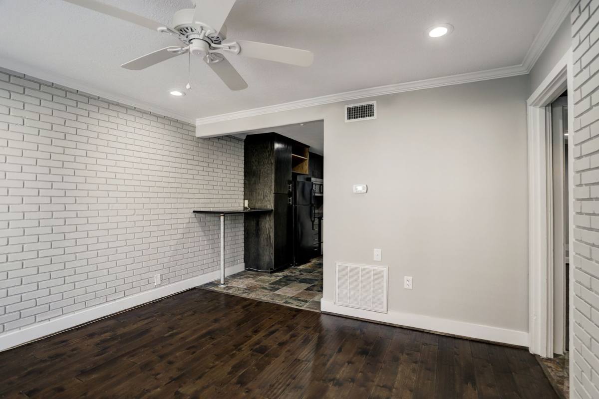 Apartment for rent at 1501 Hyde Park, Houston, TX 77006