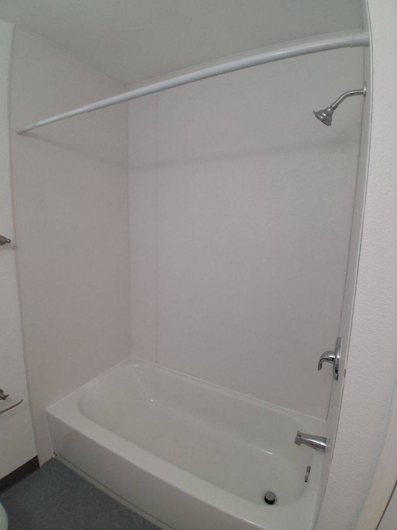 Apartment for rent at 4864 E University Ave, Fresno, CA 93703