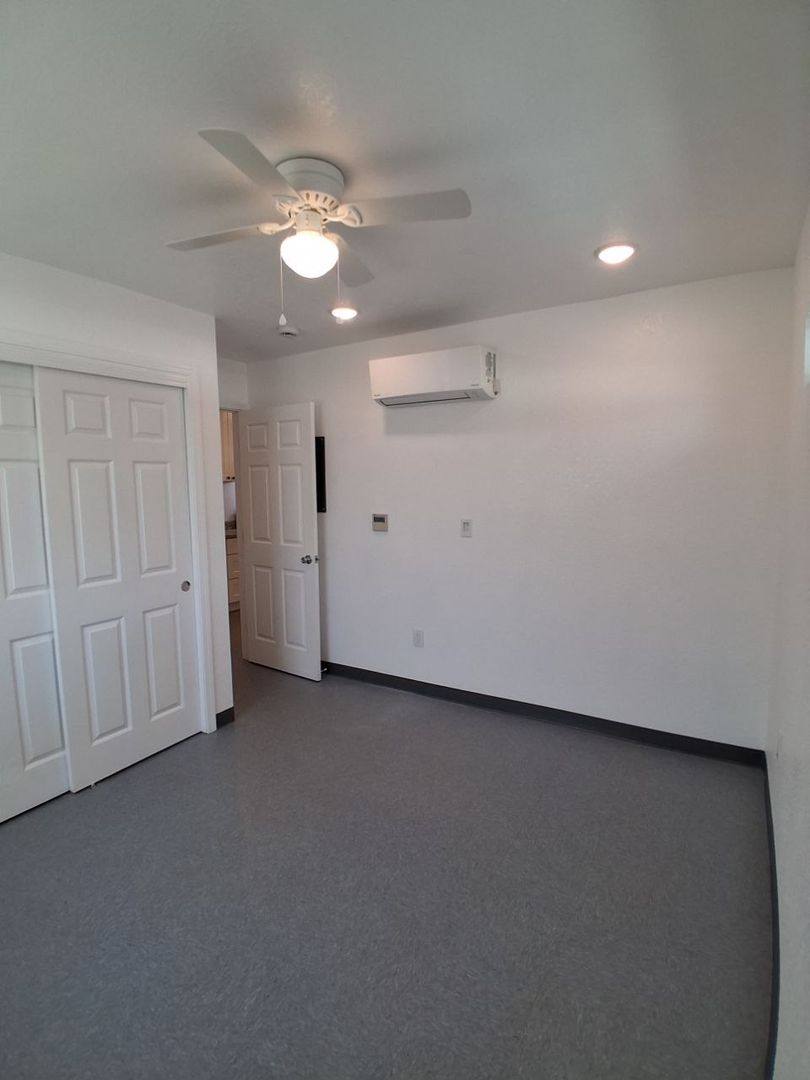 Apartment for rent at 4864 E University Ave, Fresno, CA 93703