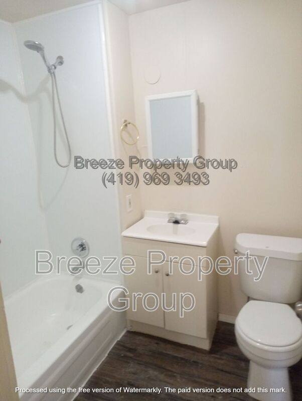 House for rent at 771 Orchard St #771-5, Toledo, OH 43609