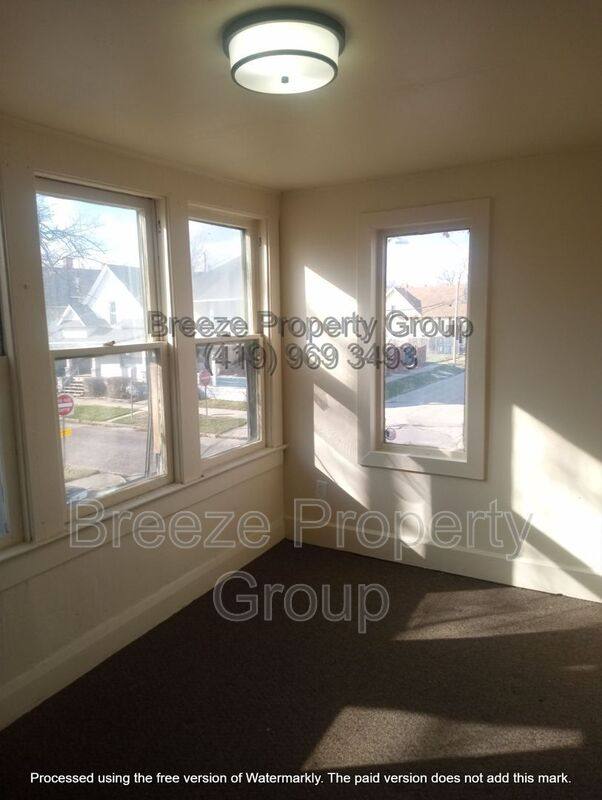 House for rent at 771 Orchard St #771-5, Toledo, OH 43609