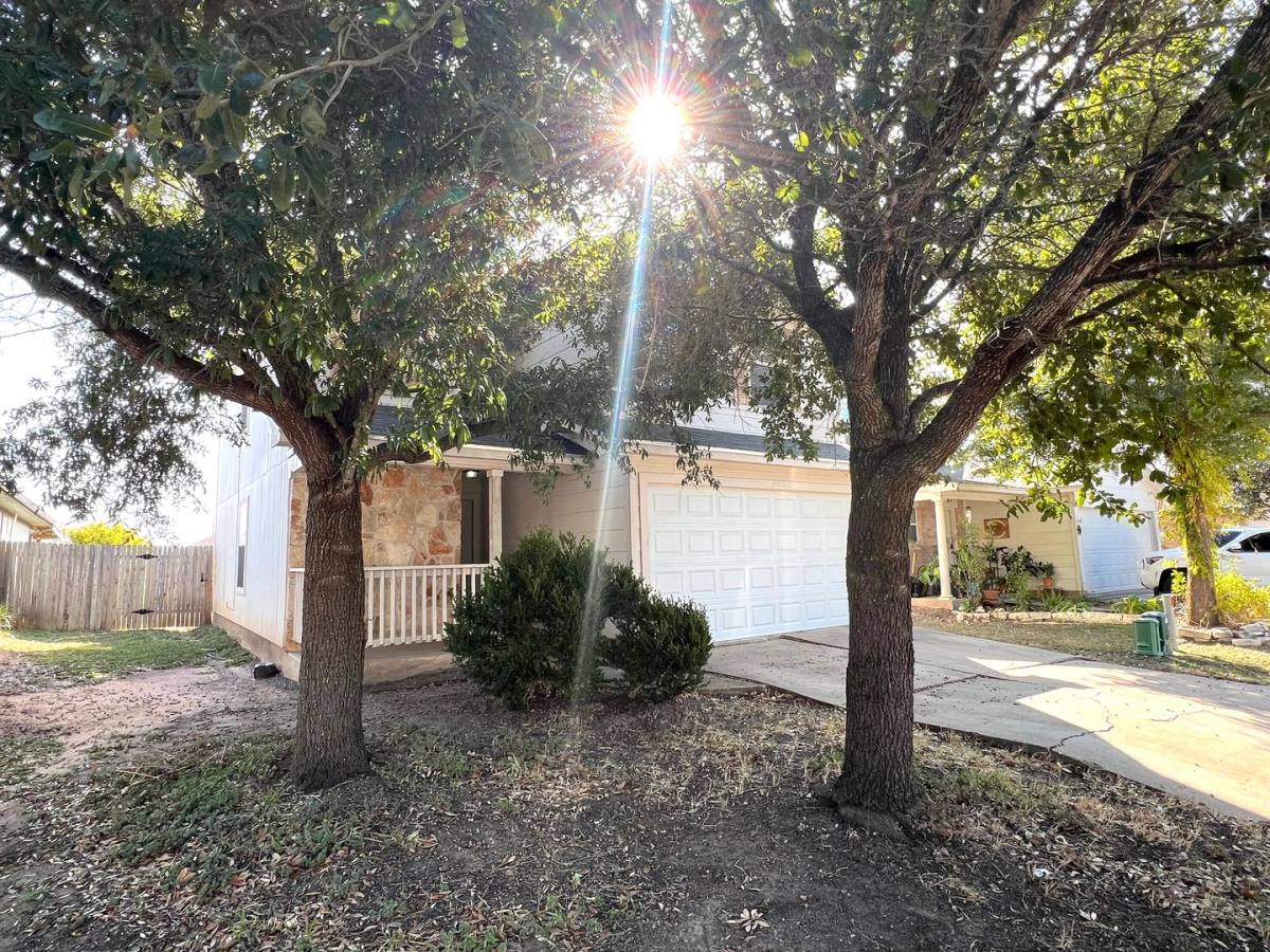 House for rent at 14413 Pebble Run Path, Manor, TX 78653
