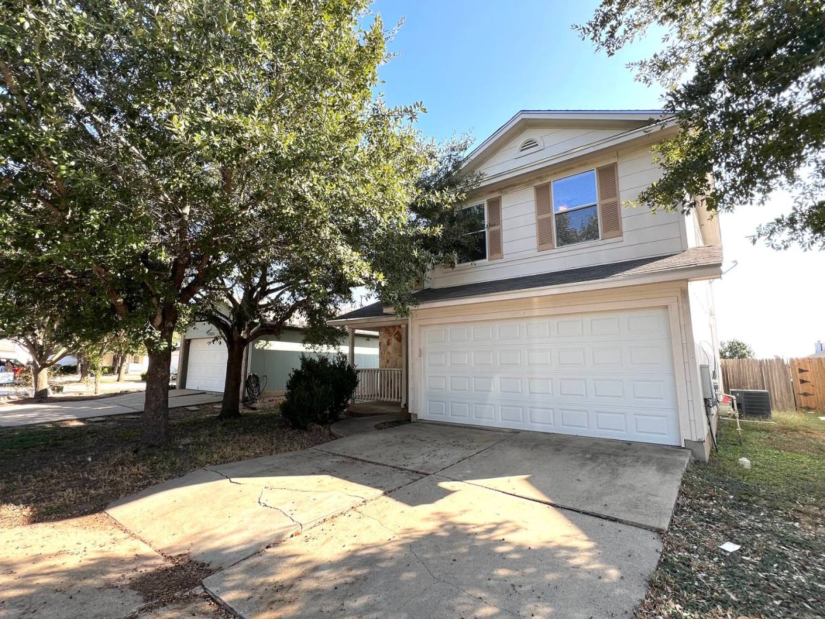 House for rent at 14413 Pebble Run Path, Manor, TX 78653