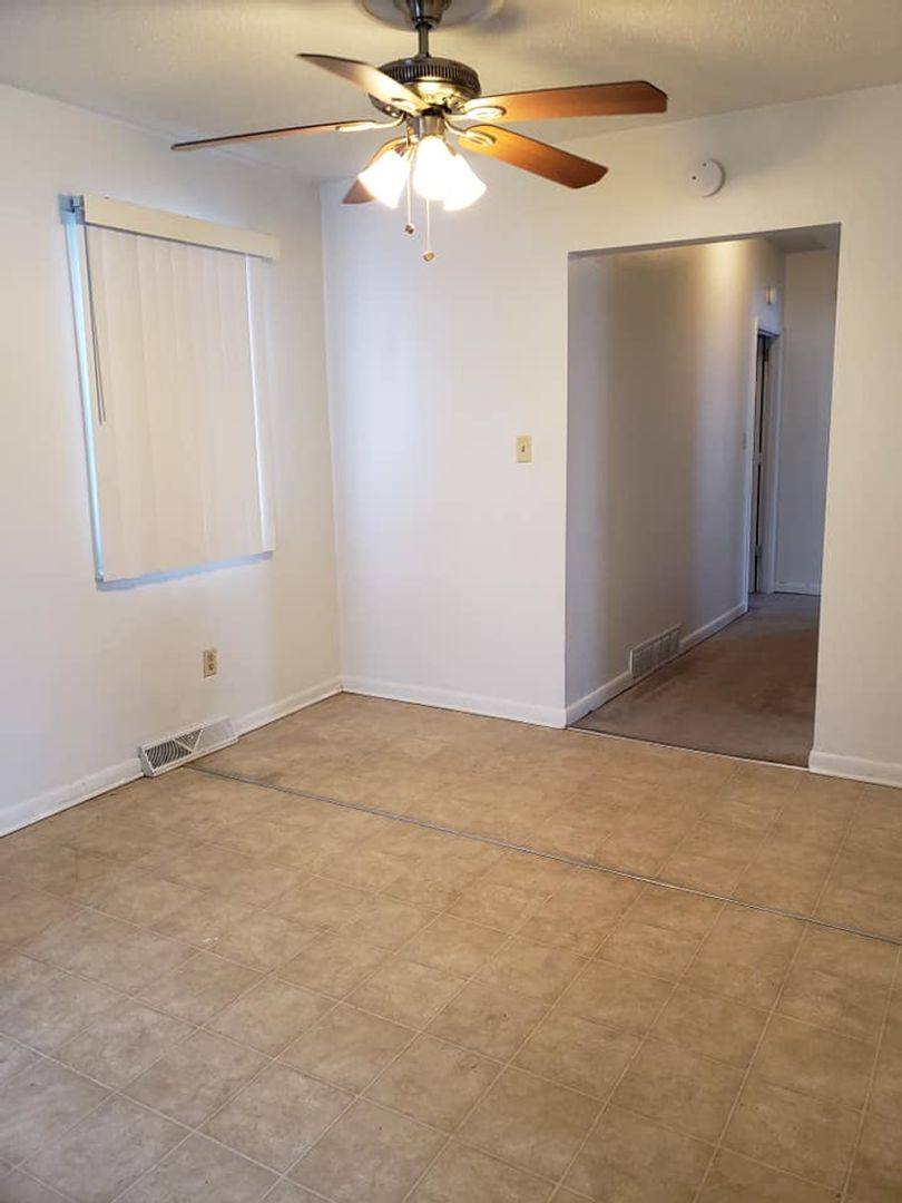 Apartment for rent at 1724-17245 E Orange, Waterloo, IA 50702