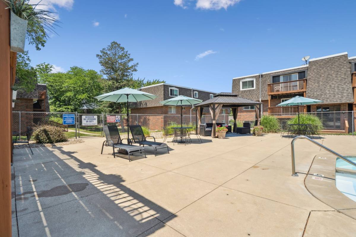 Apartment for rent at 1141 Lantern Square, Waterloo, IA 50701