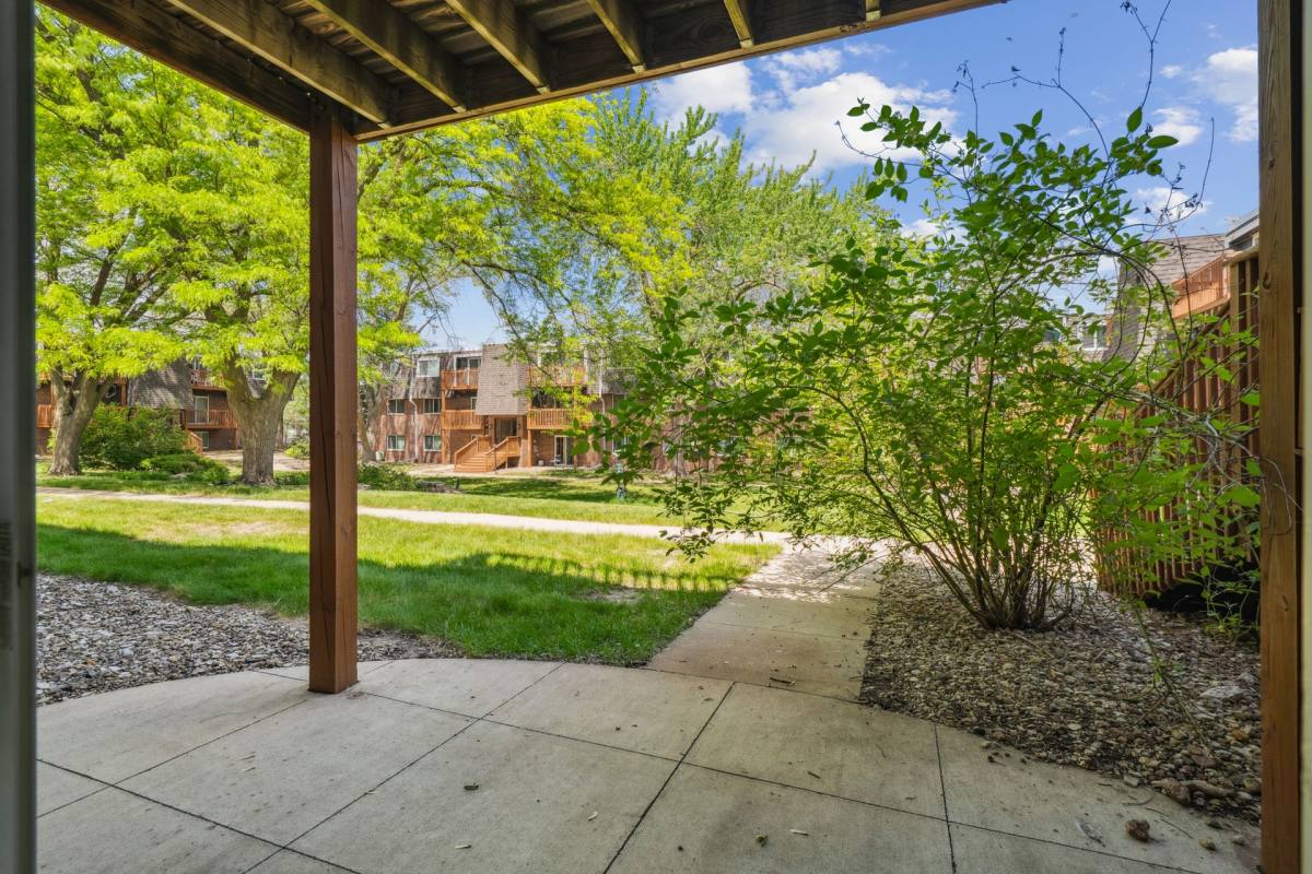 Apartment for rent at 1141 Lantern Square, Waterloo, IA 50701