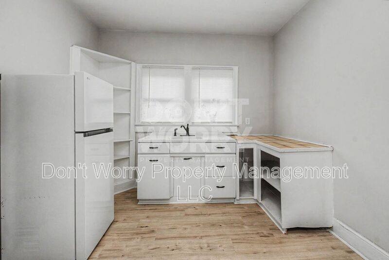Apartment for rent at 1405 Lexington #B, Greensboro, NC 27403
