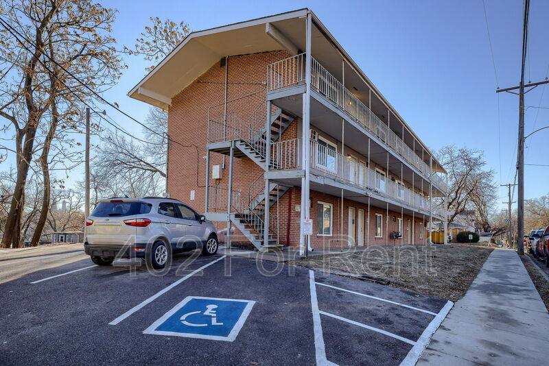 Apartment for rent at 1015 N 47th Ave #4, Omaha, NE 68132