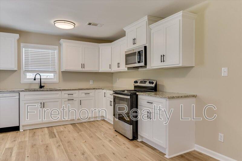 House for rent at 1006 Skyview Dr, North Augusta, SC 29841
