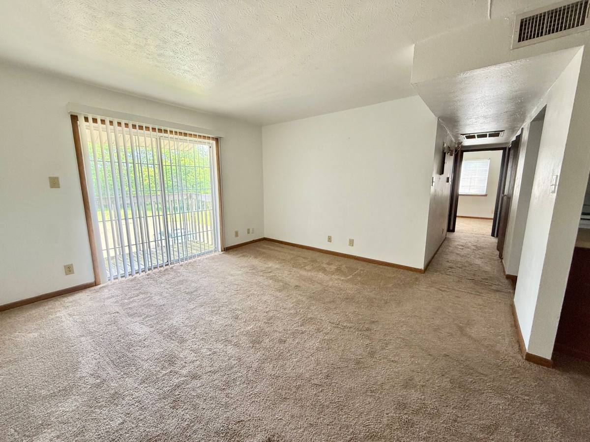 Apartment for rent at 200 Sunset St, Malakoff, TX 75148