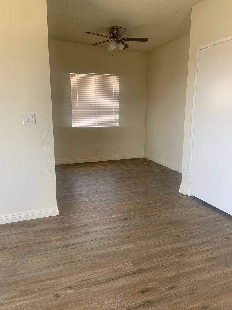 Apartment for rent at 4643 W 118th St, Hawthorne, CA 90250