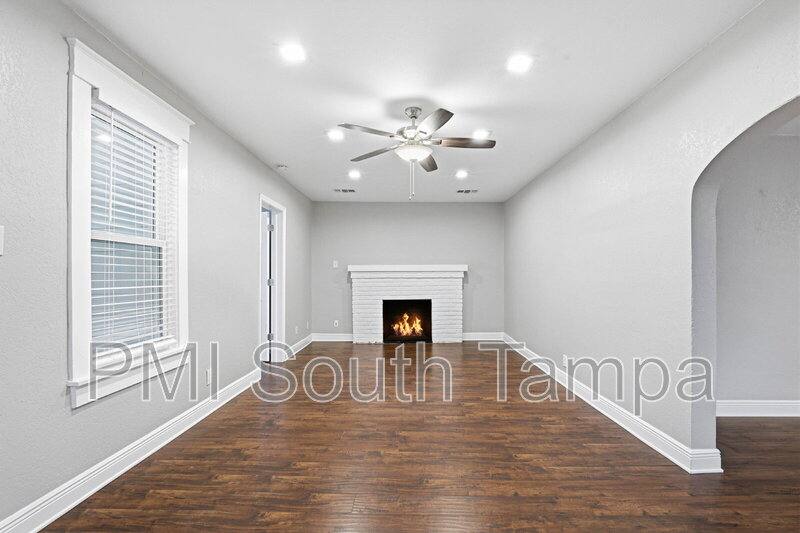 House for rent at 203 W Emma St, Tampa, FL 33603
