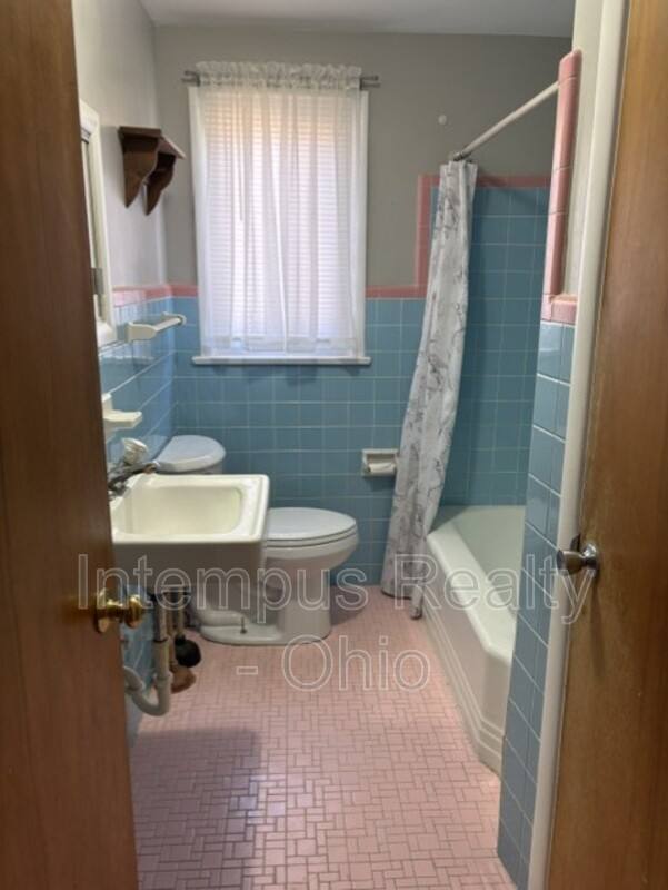 Apartment for rent at 1972 Boardman Poland Rd #6, Youngstown, OH 44514