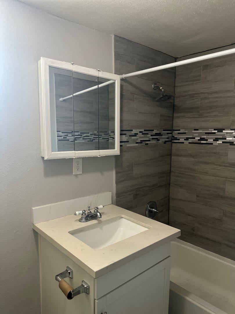 Apartment for rent at 5113 & 5123 N 17th Ave, Phoenix, AZ 85015