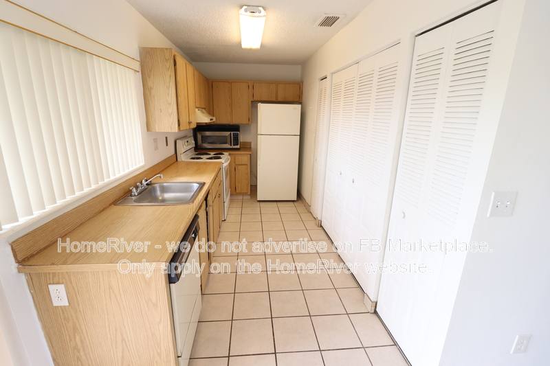 Townhouse for rent at 15344 SW 71st Lane, Miami, FL 33193