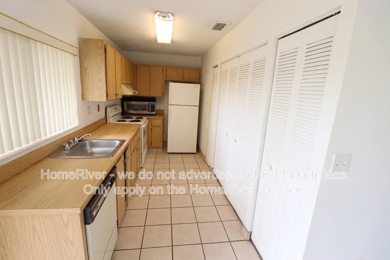 Townhouse for rent at 15344 SW 71st Lane, Miami, FL 33193