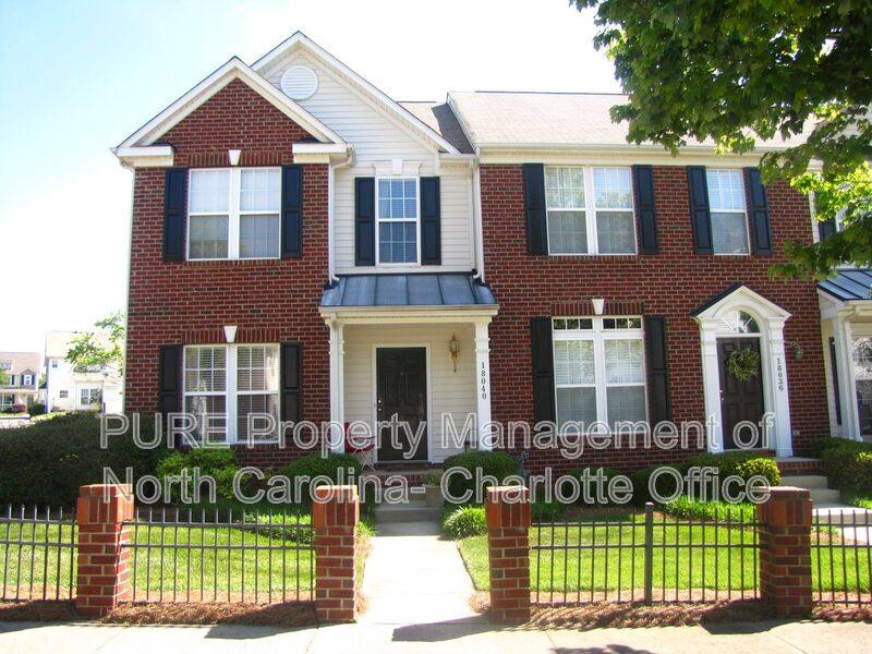 Townhouse for rent at 18040 Delmas Dr, Cornelius, NC 28031