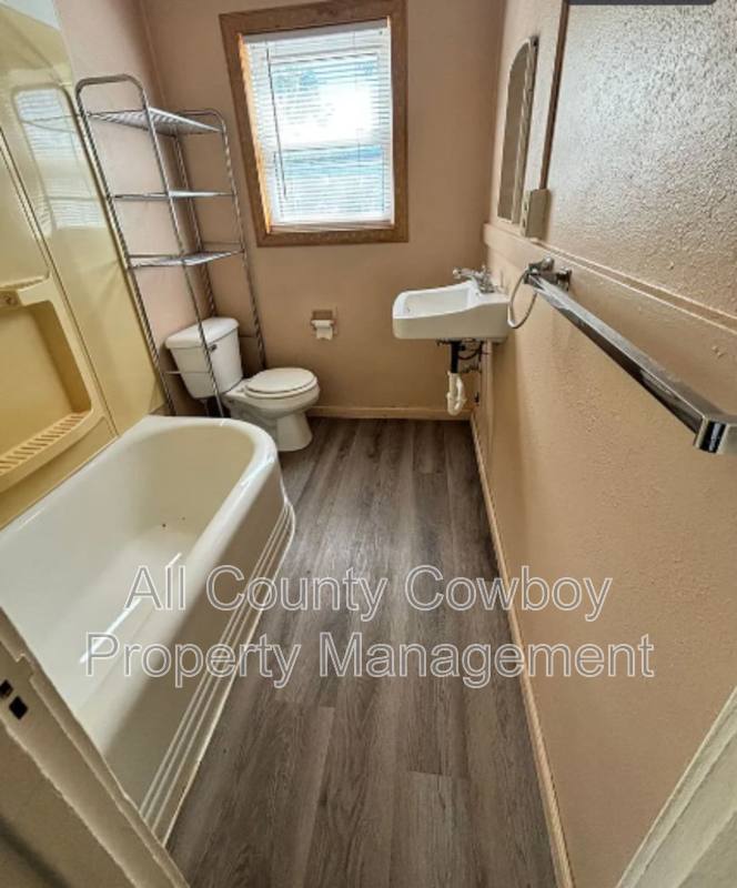 Apartment for rent at 513 E Custer St, Laramie, WY 82070