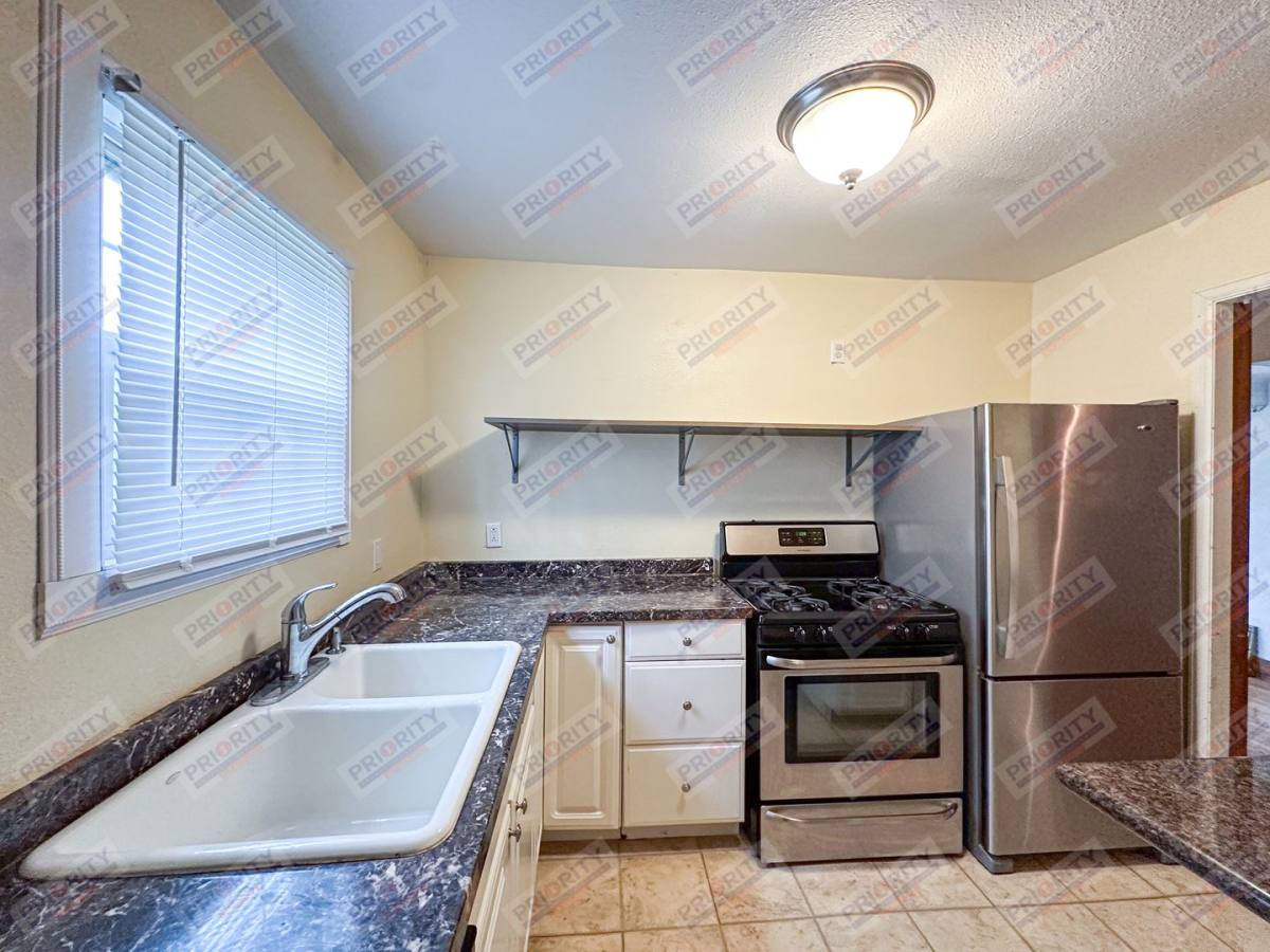 House for rent at 402 S Warren Ave, Gillette, WY 82716