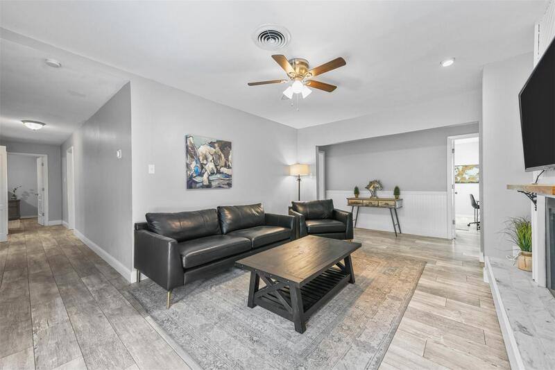 House for rent at 6209 Calmont Ave, Fort Worth, TX 76116