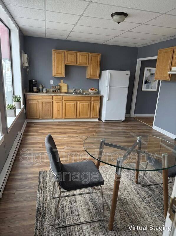Apartment for rent at 66 W Church St, Hagerstown, MD 21740
