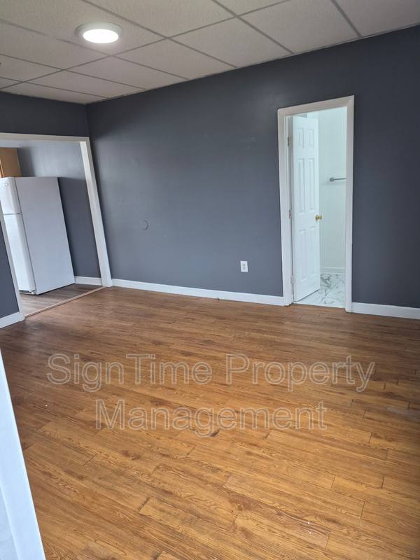 Apartment for rent at 66 W Church St, Hagerstown, MD 21740
