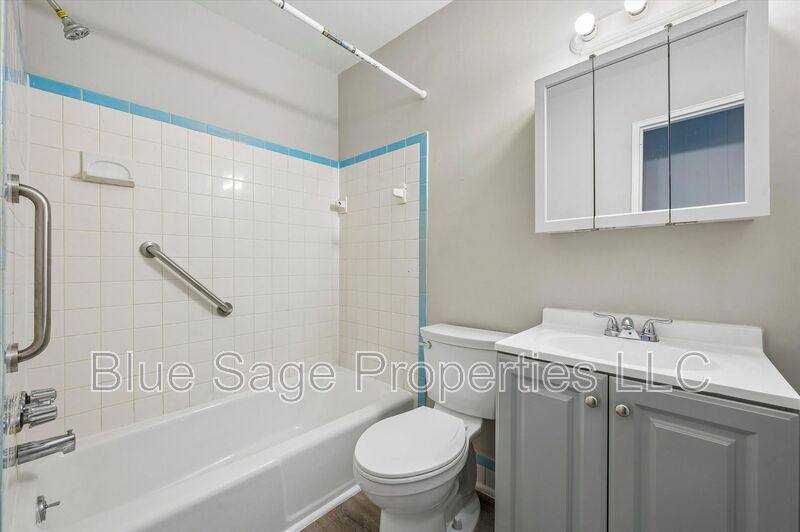 Condo for rent at 100 E Glenolden Ave #R11, Glenolden, PA 19036
