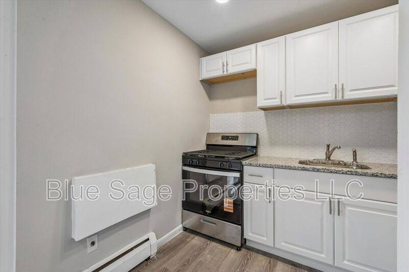 Condo for rent at 100 E Glenolden Ave #R11, Glenolden, PA 19036