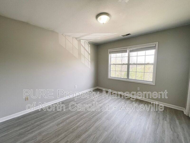 Apartment for rent at 143 Carrion Lane, Candler, NC 28715