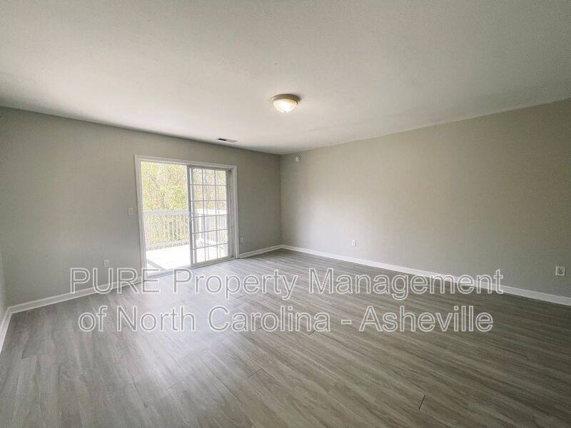 Apartment for rent at 143 Carrion Lane, Candler, NC 28715