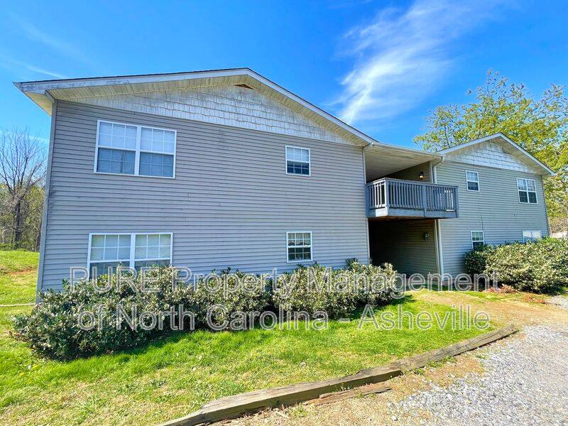 Apartment for rent at 143 Carrion Lane, Candler, NC 28715
