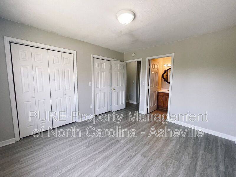 Apartment for rent at 143 Carrion Lane, Candler, NC 28715