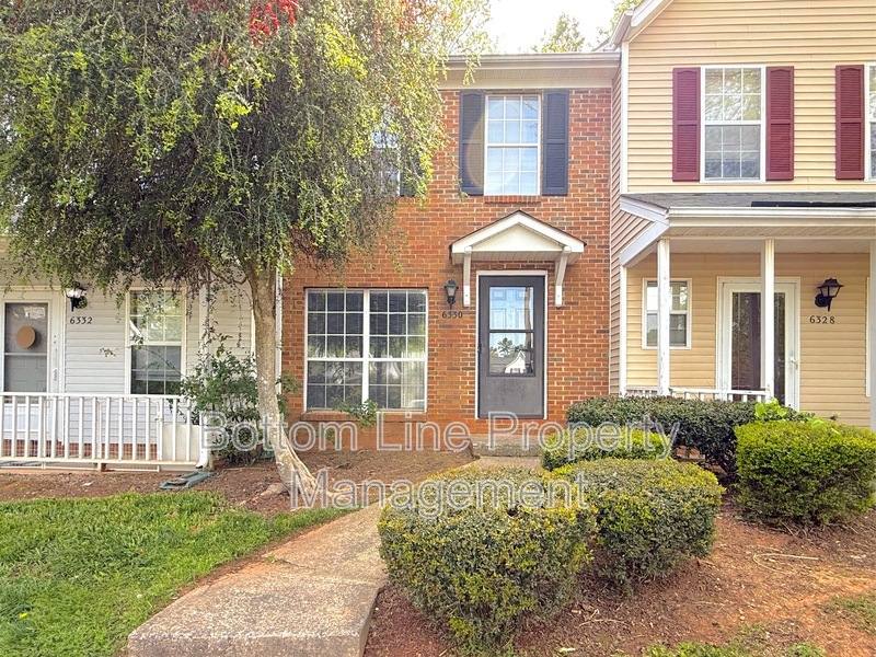 Townhouse for rent at 6330 Windsor Gate Lane, Charlotte, NC 28215